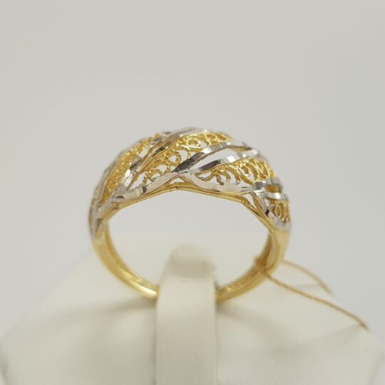 Ażurowy pierścionek w złocie dwukolorowym