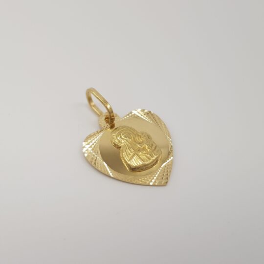 Grawerowany medalik złoty z wizerunkiem Matki Boskiej Częstochowskiej w kształcie serca